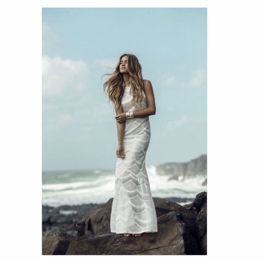 Stone Cold Fox Elegant White Lace Maxi Dress - Picture 5 of 5